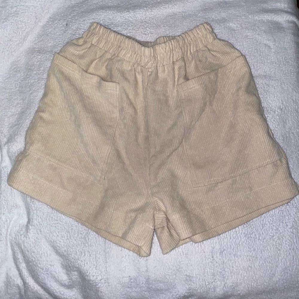 Woman’s corduroy shorts